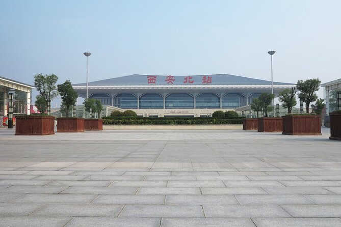 Private High-speed Train Arrival Transfer: Xi'an Bei (North) Station to Hotel - Key points at a glance