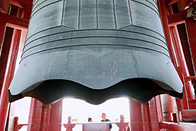 Private Hutong Tour: Prince Gong's Palace, Drum & Bell Tower - The guide can make or break the day