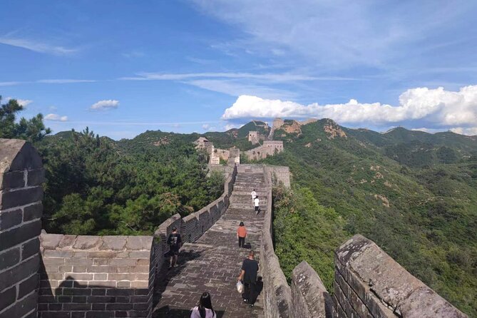 Private Jinshanling Great Wall Hiking Tour - Entering the wall at Medial Gate or the main entrance