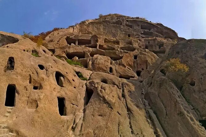 Private Longqing Gorge & Guyaju Cave Day Tour w/ Cruise Ride - Longqing Gorge and Its Dam-Filled Valley