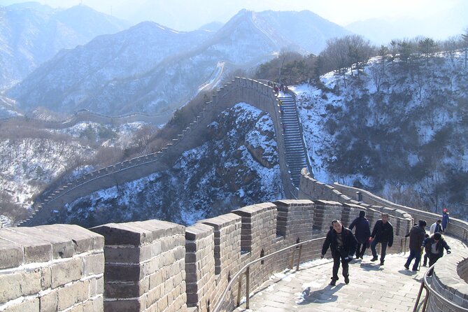 Private Longqingxia Gorge Cruise and Great Wall One Day Tour - The 8:00 a.m. pickup and private ride