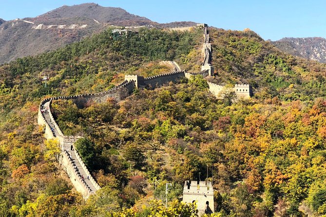 Private Mutianyu Great Wall Night Tour - Arriving at Mutianyu with the cable car included