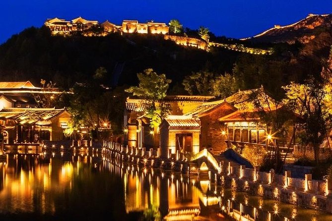 Private Night Tour to Gubei Water Town and Simatai Great Wall with Cable Car - Why this Beijing evening works so well
