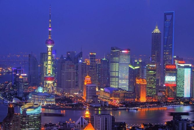 Private Night Tour-VIP River Cruise and Shanghai Tower Option - The Bund before boarding