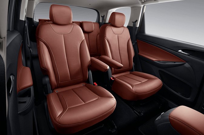 Private Round-Trip Transfer:Chengdu Shuangliu Airport or Chengdu - Price: when $67 makes sense