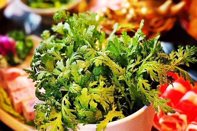 Private Shanghai Night River Cruise and Hot Pot Dining Experience - From skyline spectacle to Pudong hot pot
