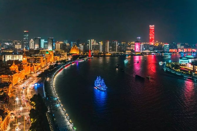 Private Shanghai Night River Cruise and Hot Pot Dining Experience - Is $168 a fair price?