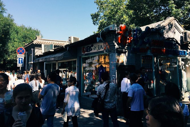 Private Tour: Beijing Hutong Night Walking and snacks Taste - What the private format is really worth