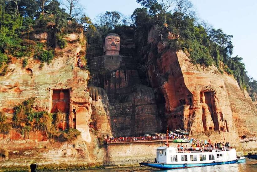 Private Tour: Discovering Pandas & the Majestic Giant Buddha - Starting at the panda base around 8:00 a.m.