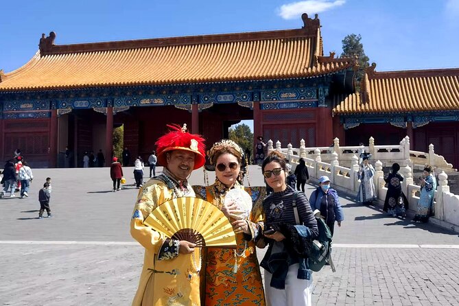 Private Tour: Forbidden City & Tiananmen Square + Entry - Meeting near Qianmen and the railway museum