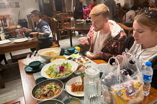 Private Tour: Shichahai, Nanluoguxiang and Peking Opera&dinner - Peking duck: the evening’s main meal