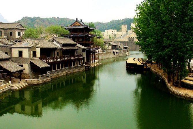 Private Tour to Gubei Water Town and Simatai Great Wall with Cable Car and Lunch - Gubei Water Town: canals with a modern origin