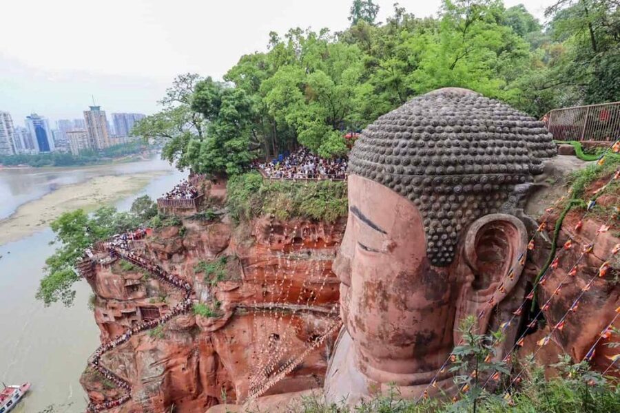 Private Tour to Leshan Giant Buddha & Huanglongxi Old Town - Key points to know before booking