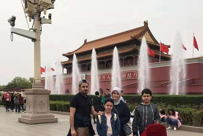 Private Tour to Mutianyu Great Wall, Tiananmen Square and Forbidden City - Who should book this experience?