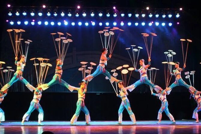 Private Tour to Pearl Market Acrobatic Show & Peking Duck Dinner - Who will get the most from this tour