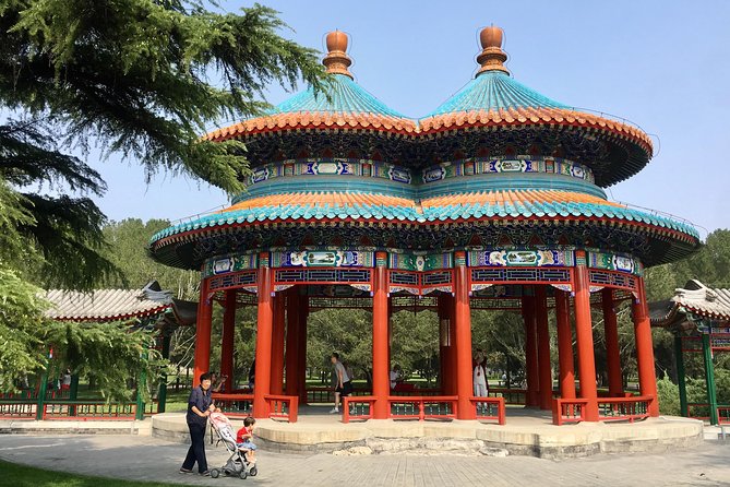Private Tour to the Temple of Heaven and Tea tasting at the Maliandao Tea city - How the Two Stops Fit Together