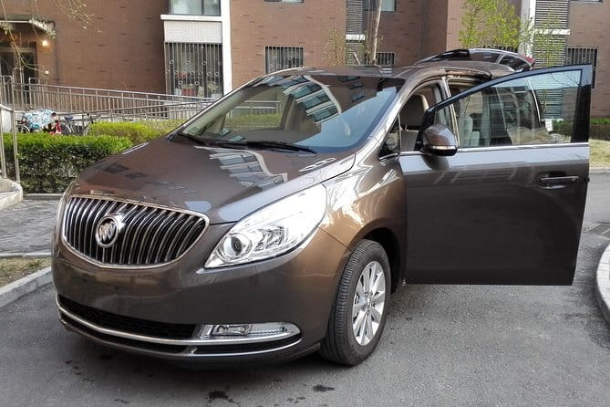 Private Transfer Service from Beijing To Juyongguan and Badaling Great Wall - Should you book the Badaling and Juyongguan transfer?