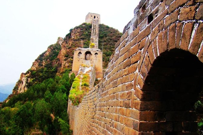 Private Unrestored Great Wall Hiking Tour from Gubeikou to Jinshanling - The village detour adds a welcome change