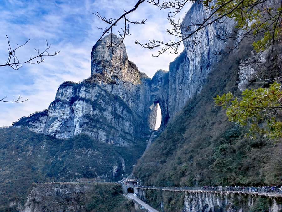 Private VIP Zhangjiajie Tianmen Mountain Day Tour - The cable car ride sets the tone