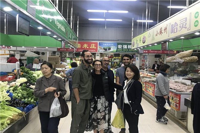 Private Wet Market Visit with Cooking Class in Shanghai - Shopping with an English-speaking guide