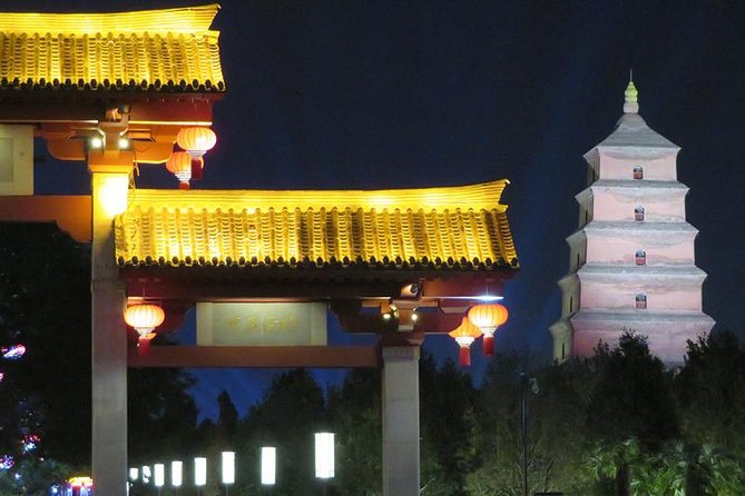 Private Xi’an Night & Food Tour by Tuk Tuk and Public Transportation - Eating through Xi’an’s Muslim Quarter