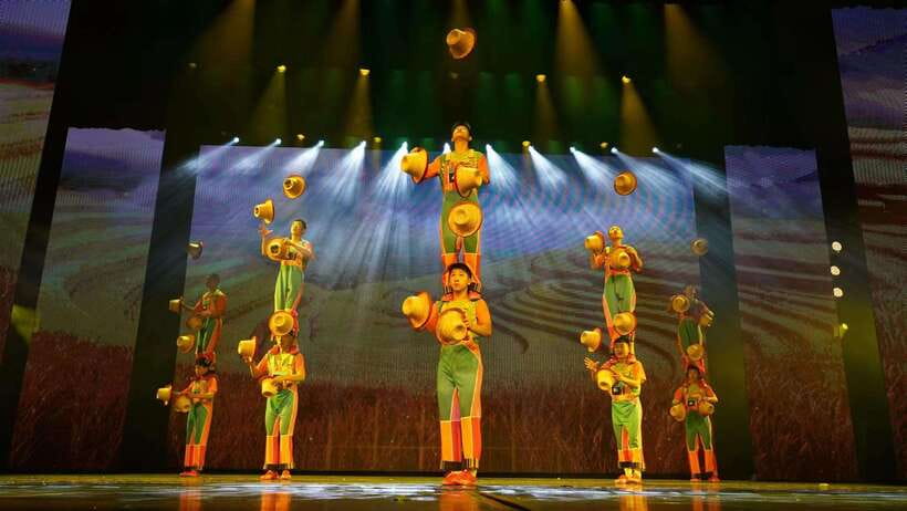 Red Theatre Beijing Acrobatic Show Tickets - Key points to know before booking
