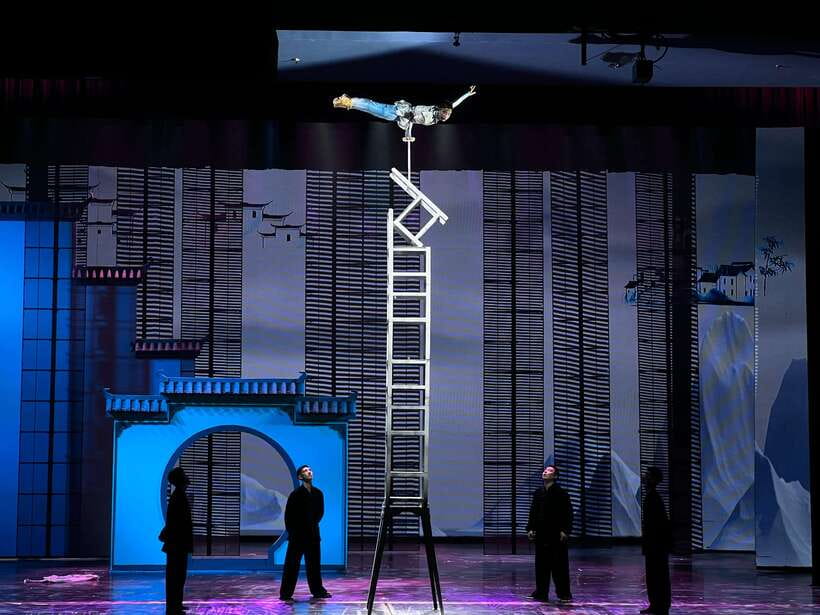 Red Theatre Beijing Acrobatic Show Tickets - What makes the performance memorable