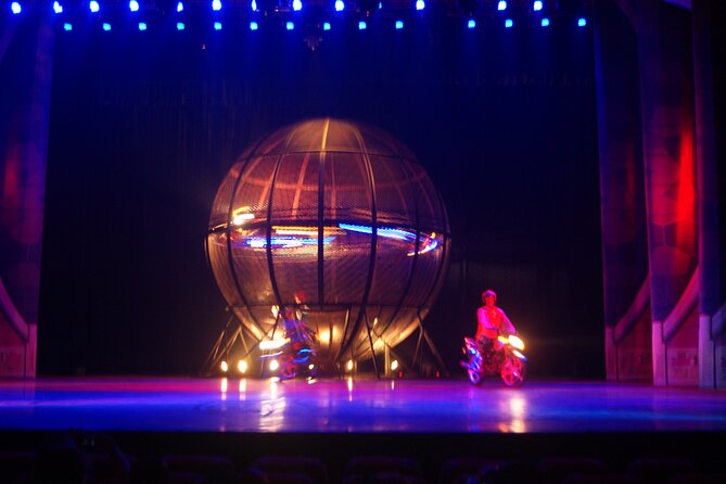 Red Theatre Beijing Acrobatic Show Tickets Official Booking - The 60-minute performance