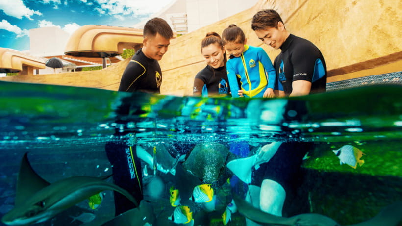 Sanya: Atlantis Aquaventure Waterpark - Safety, Comfort, and What to Pack