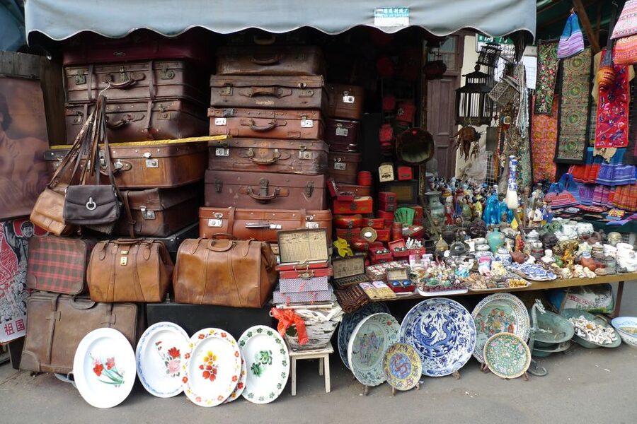 Shanghai: 3-Hour Old Shanghai City Tour - Starting at Renaissance Shanghai Yu Garden Hotel