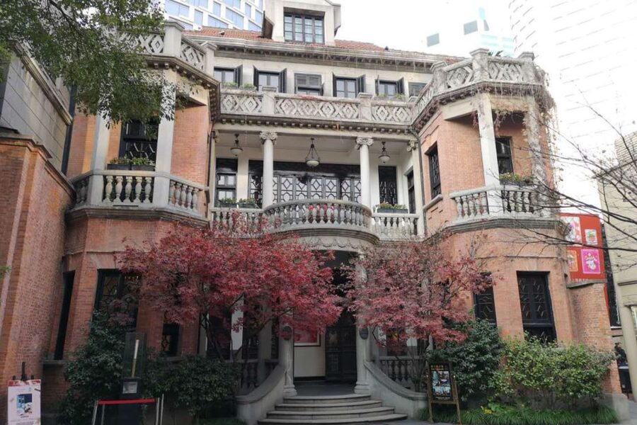 Shanghai: 3-Hour Old Shanghai City Tour - The Old Bazaar and Streets Where Shanghai Lives