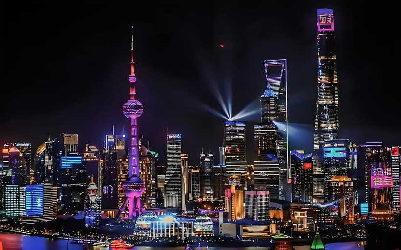 Shanghai By Night: Amazing River Cruise and Hot Pot Dinning - My Take: Book It for Convenience and Guidance