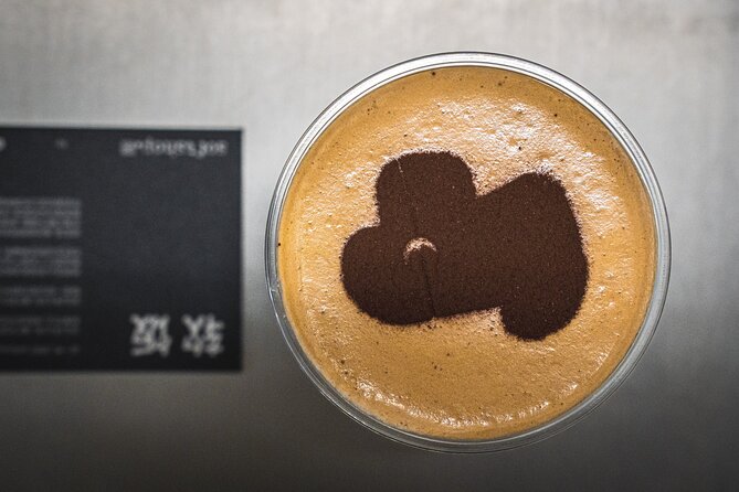 Shanghai Coffee & Breakfast Tour - Beef pancakes, crepes, and doughnut sticks