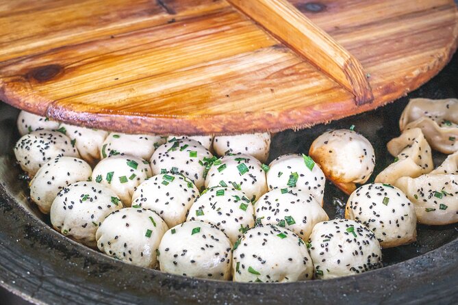 Shanghai Coffee & Breakfast Tour - Shanghai coffee beside old neighborhood food