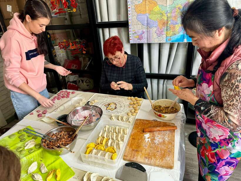 Shanghai-Cooking Dumpling & Meal in Local Family-w/Vegan - Why This Shanghai Class Feels Different