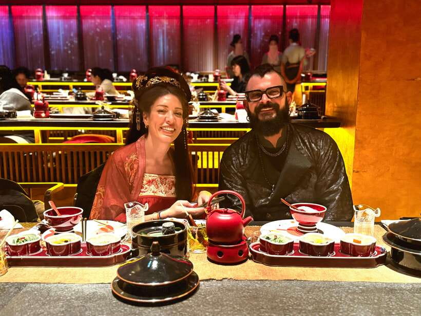Shanghai Guided Royal Banquet Photo (Incl) with Massage Opt - What the $20 reservation fee really buys