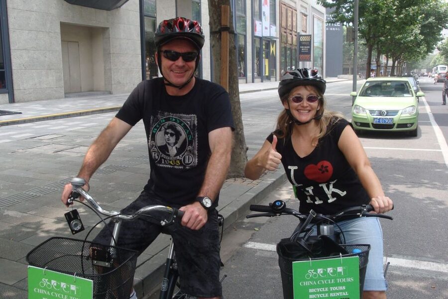 Shanghai: Half-Day Biking and Local Food Tour - Shanghai Old Town and Everyday City Life