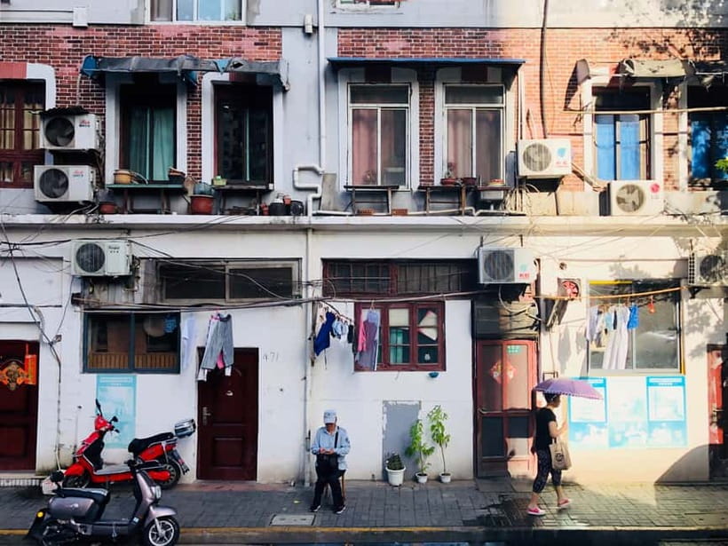 Shanghai Highlights Walking Tour With A Real Local - Nanjing Road, lane houses, and the city’s public face