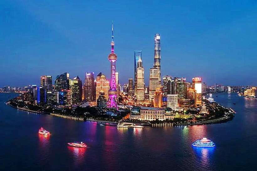 Shanghai Night River Cruise VIP Seat with Authentic Dinner - Pickup makes the evening easier