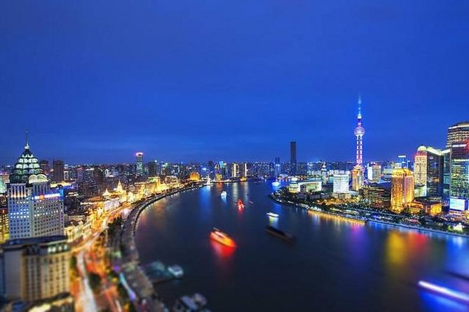 Shanghai Night River Cruise VIP Seating with Private Transfer and Dinner Option - Who should book this evening?