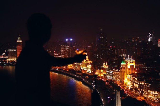 Shanghai Nightlife: Bars in The Bund and Old French Concession - The Bund brings skyline views and a polished bar