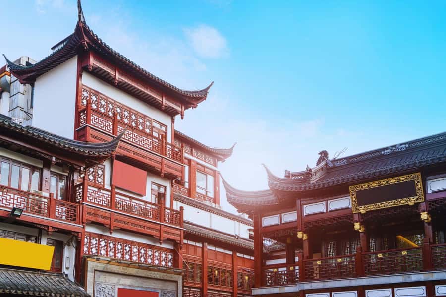 Shanghai:Old Town, Yu Garden, Zhujiajiao Water Town Bus Tour - What the guide adds to the day