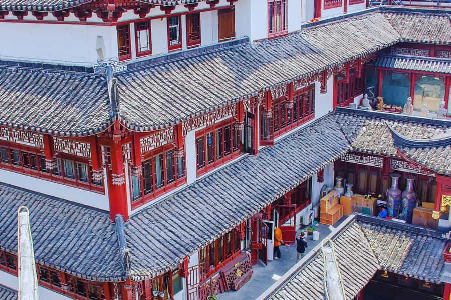 Shanghai:Old Town, Yu Garden, Zhujiajiao Water Town Bus Tour - Is $91 good value?