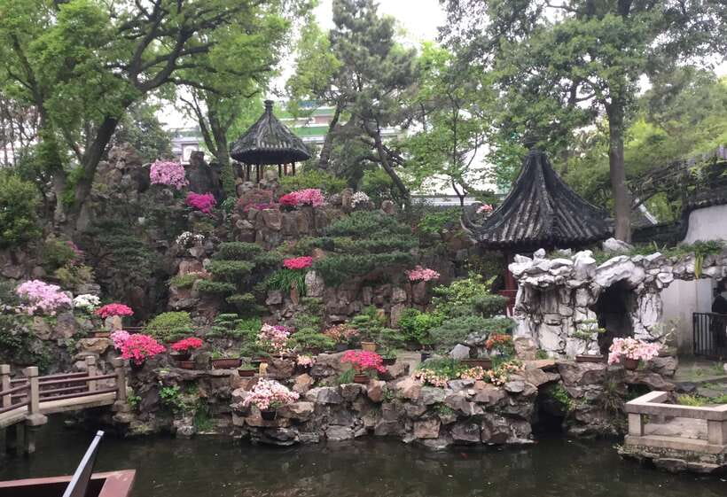 Shanghai: Private Shanghai & Zhujiajiao Tour with Lunch - Key details that shape the day