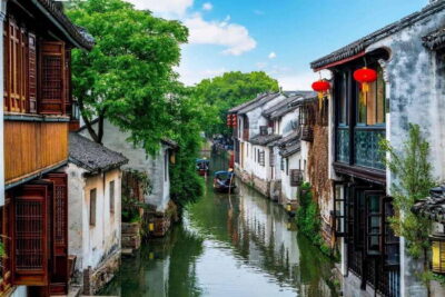 Private Shanghai & Zhujiajiao Tour with Lunch