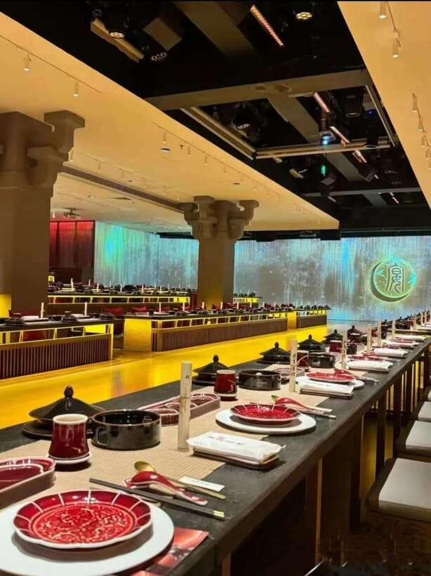 Shanghai: Royal Banquet with Chinese Cultural Performance - Is $117 a Fair Price?