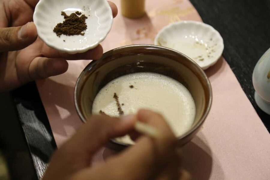 Shanghai: Song Dynasty Tea Ceremony Experience - A private activity for friends and families