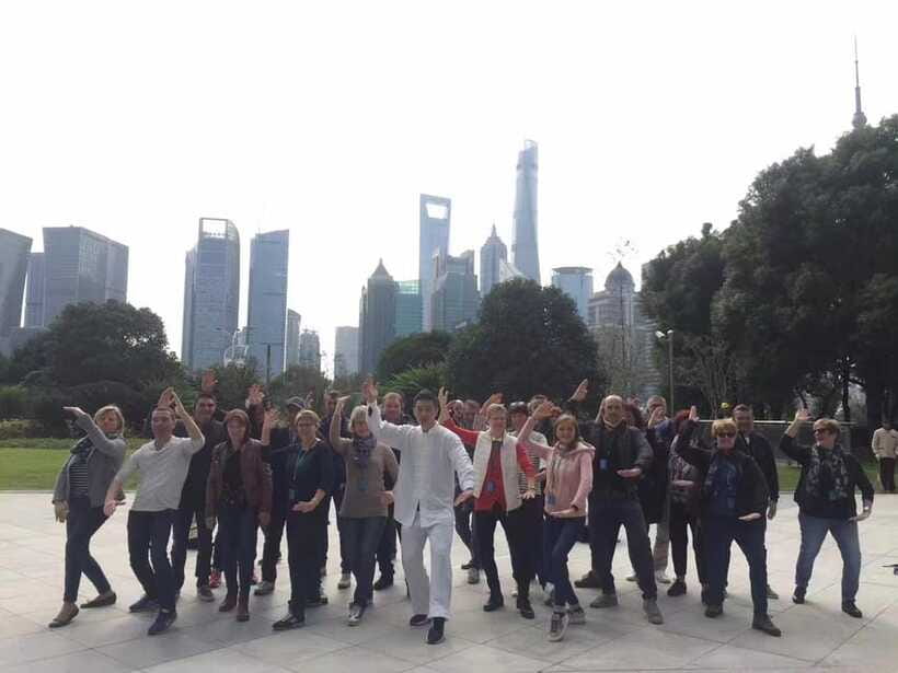 Shanghai:Wing Chun Kung Fu in Shanghai's Beautiful Park - Watching the master demonstrate Wing Chun