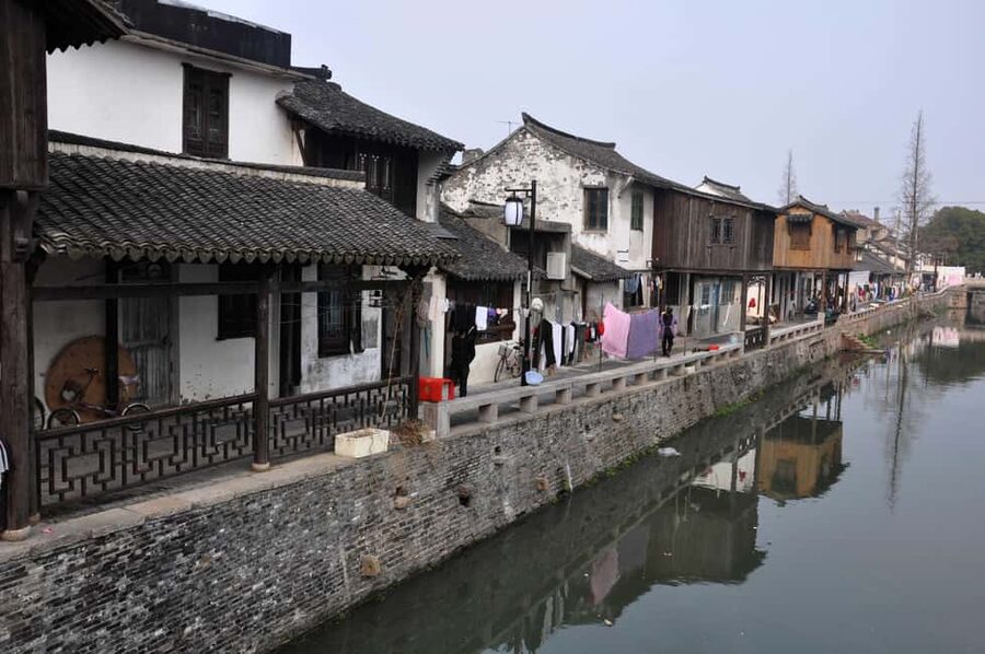 Shanghai: Xinchang Ancient Town Tour & Dumpling Class - Leaving Shanghai for Xinchang