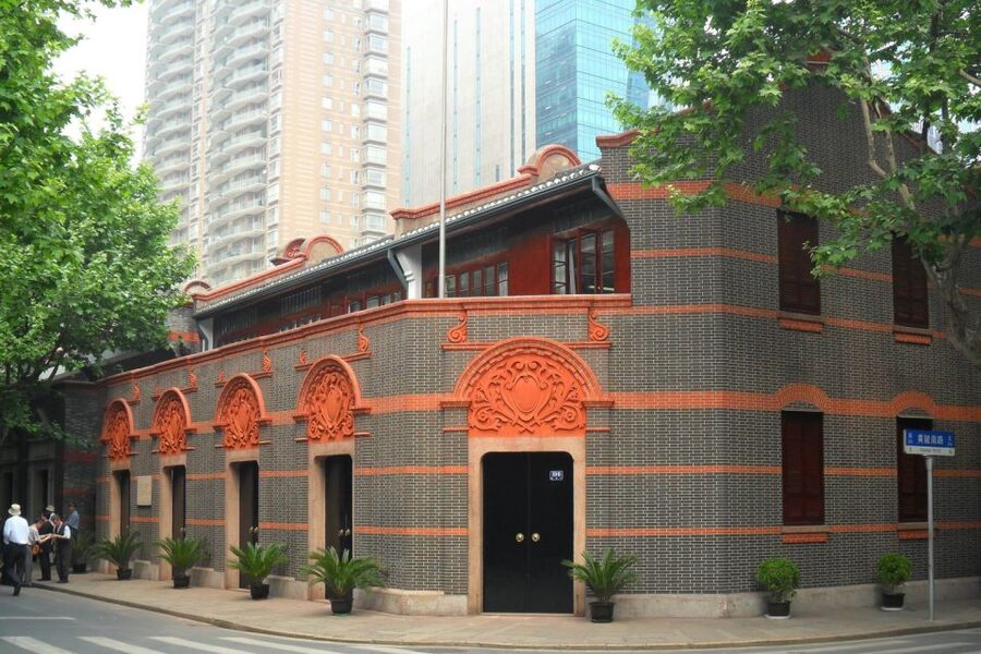 Shanghai: Xintiandi, CCP Museum and French Concession Tour - Sinan Mansions and Zhou Enlai’s Former Home